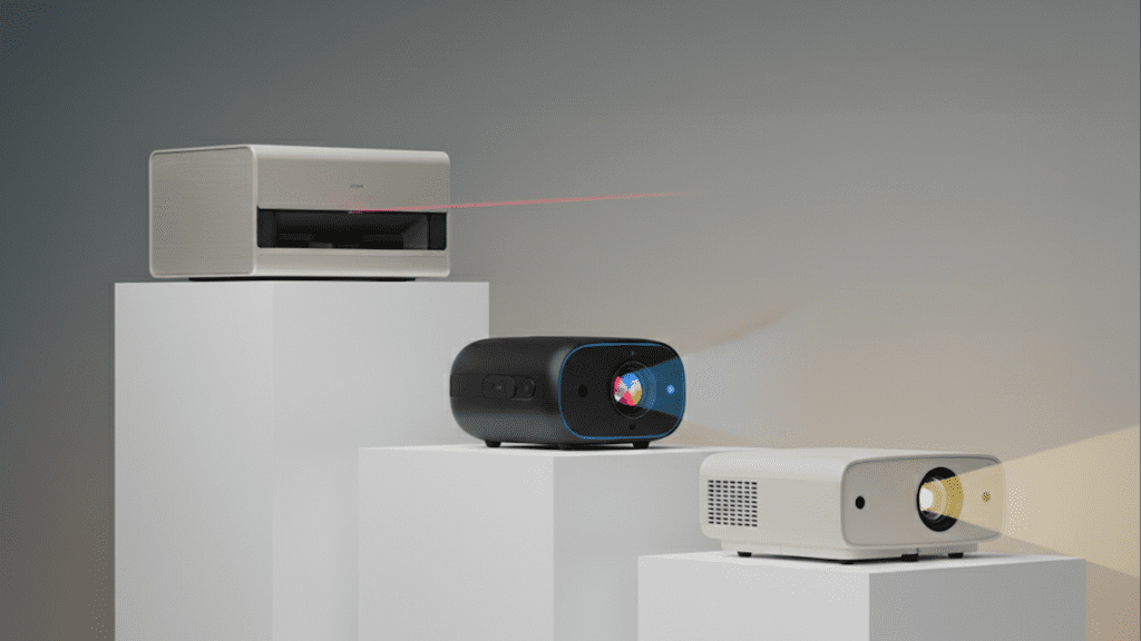 Vergleuch Laser Beamer vs LED Beamer vs UHP Projektor